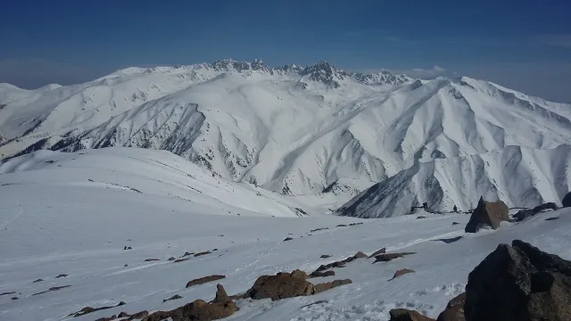 Deluxe room with mountain view, Gulmarg