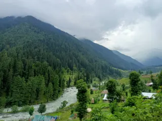 Aru Valley Pehalgam Jammu and Kashmir